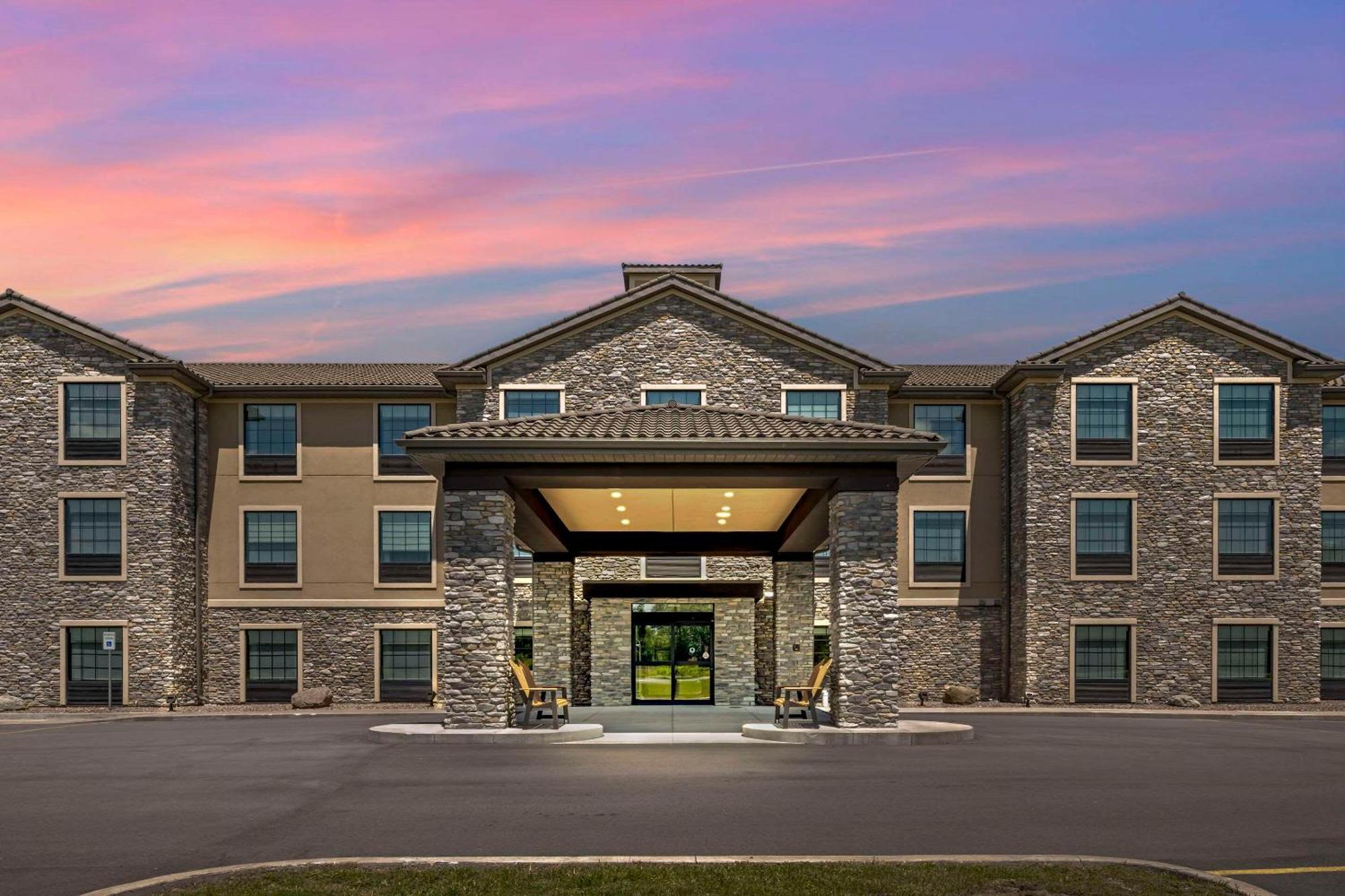 Comfort Inn & Suites Medina Extérieur photo